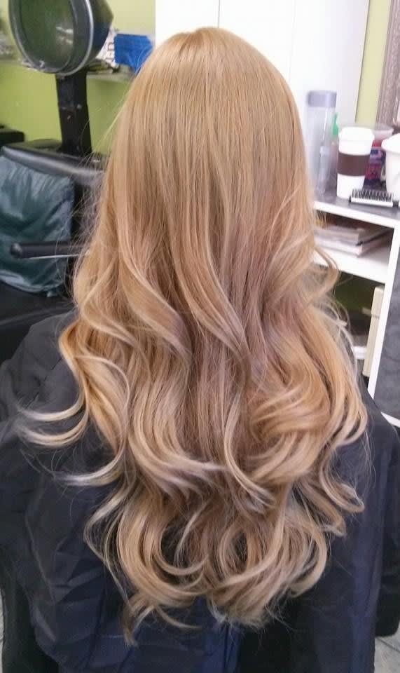 HOW TO: From Gentle Ombre to Champagne Blonde