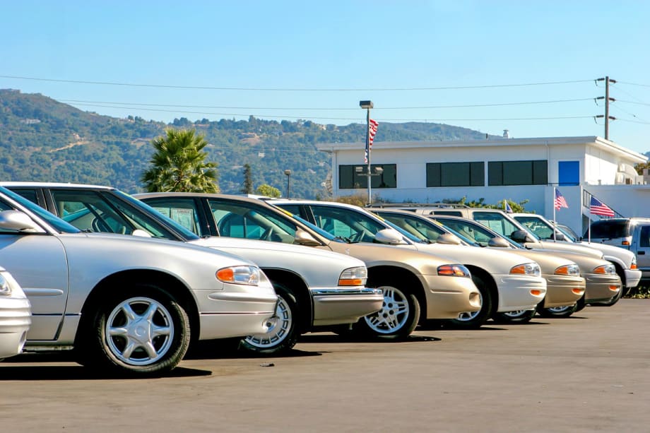 Used Wholesale Car Prices Continue Fall