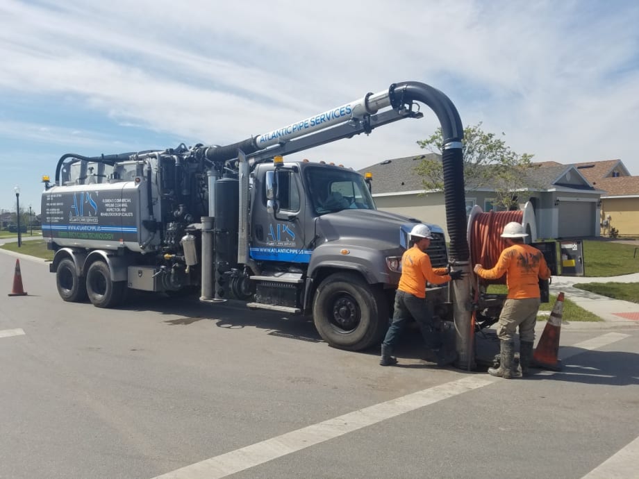 Dannmar Unveils Upgraded Car Lifts, Wheel Service Equipment