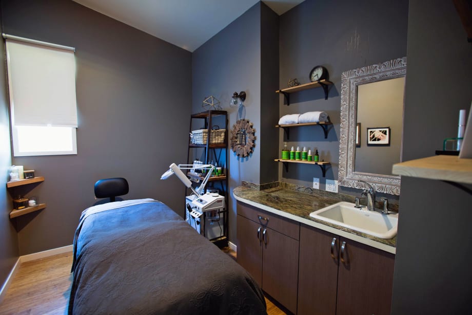 Salon Tour: Vert Beauty