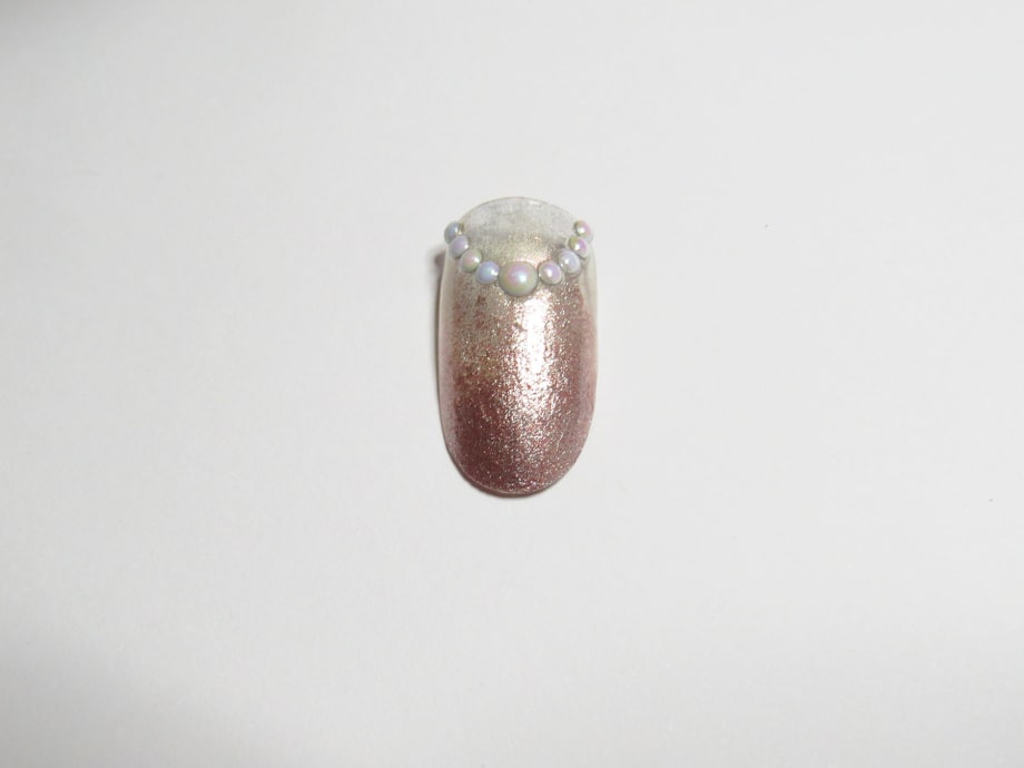 Ombre Pearl Nail Art