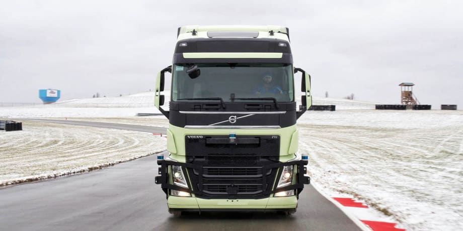 Volvo, Aurora to Develop On-Highway Autonomous Trucks 