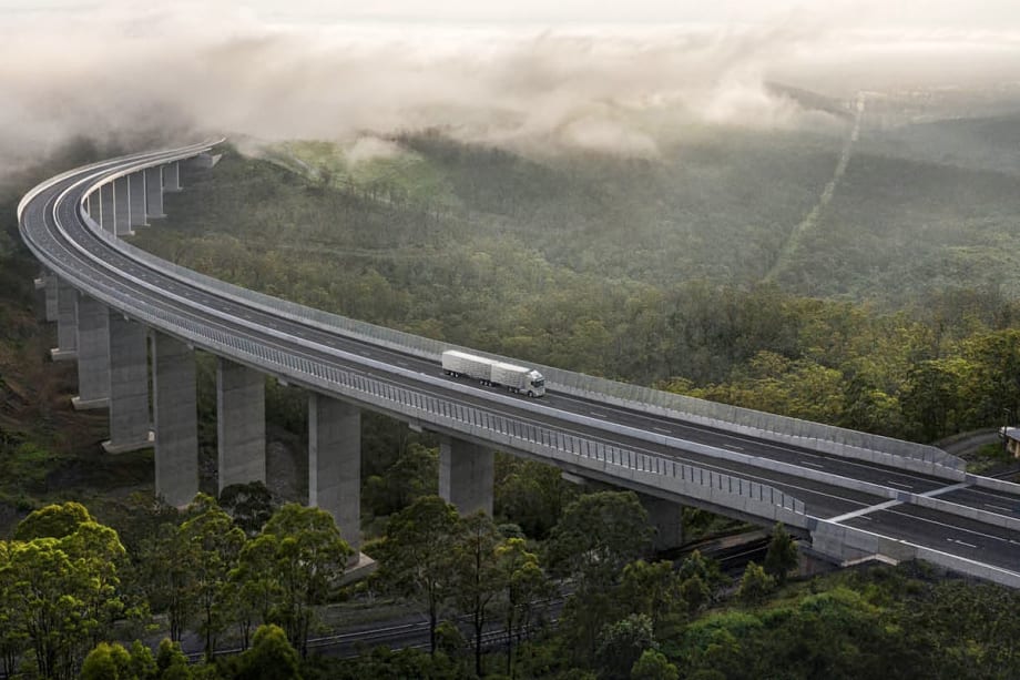 Volvo Trucks to Offer Full Range of Electric Trucks in Europe, Green Financing