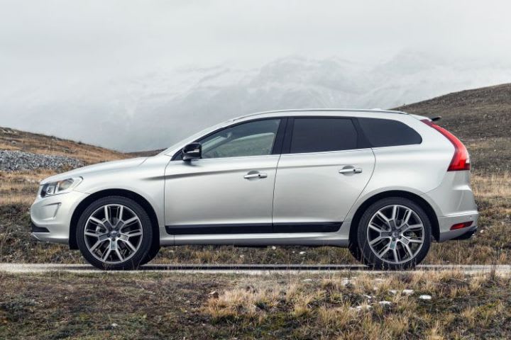 Volvo's 2019 XC60, S90 Recalled for Front Seat Issue
