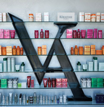Salon of Distinction: Von Anthony Salon