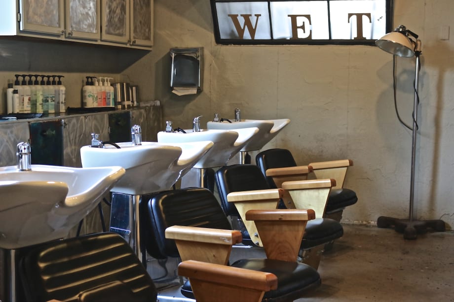 SALON TOUR:  Wet Salon in Austin, TX