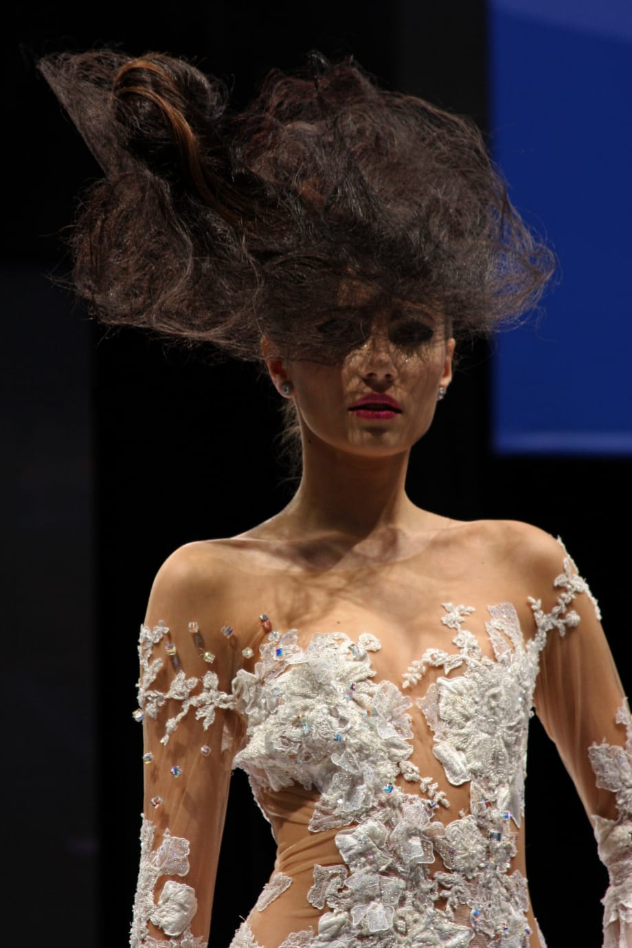 HOW-TO: Headliner William De Ridder's Short Cuts and Formal Beehive Styles at America's Beauty Show
