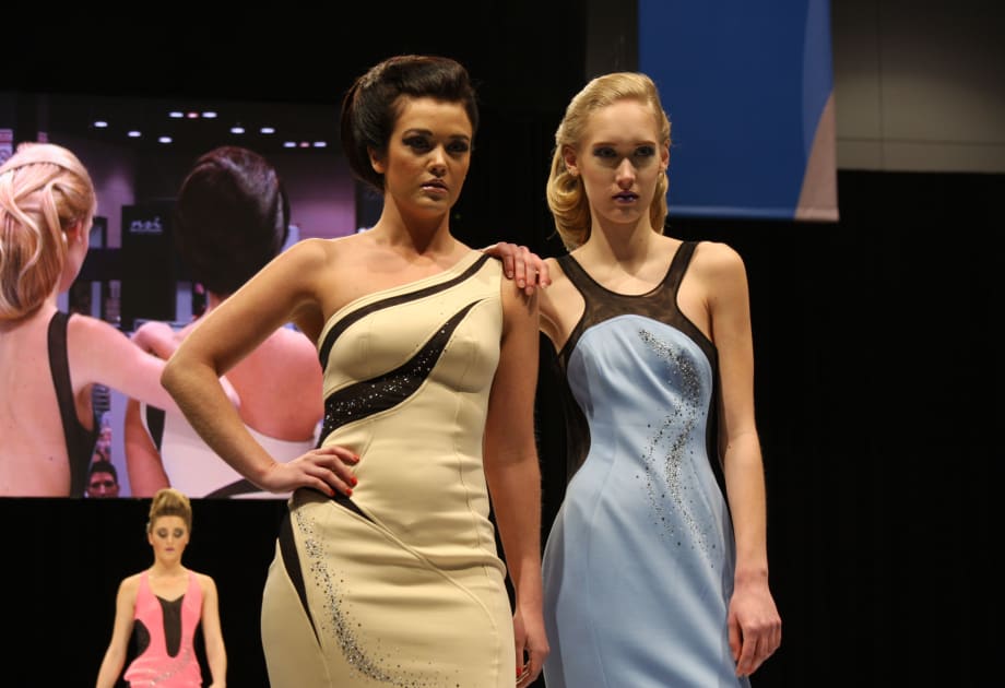HOW-TO: Headliner William De Ridder's Short Cuts and Formal Beehive Styles at America's Beauty Show