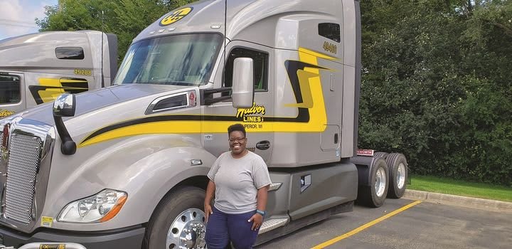 Senate Bill Aims to Bring More Women into Trucking