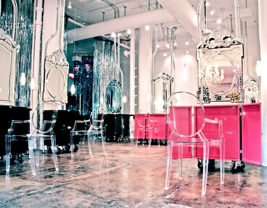 SALON TOUR: Wonderland Beauty Parlor in NYC