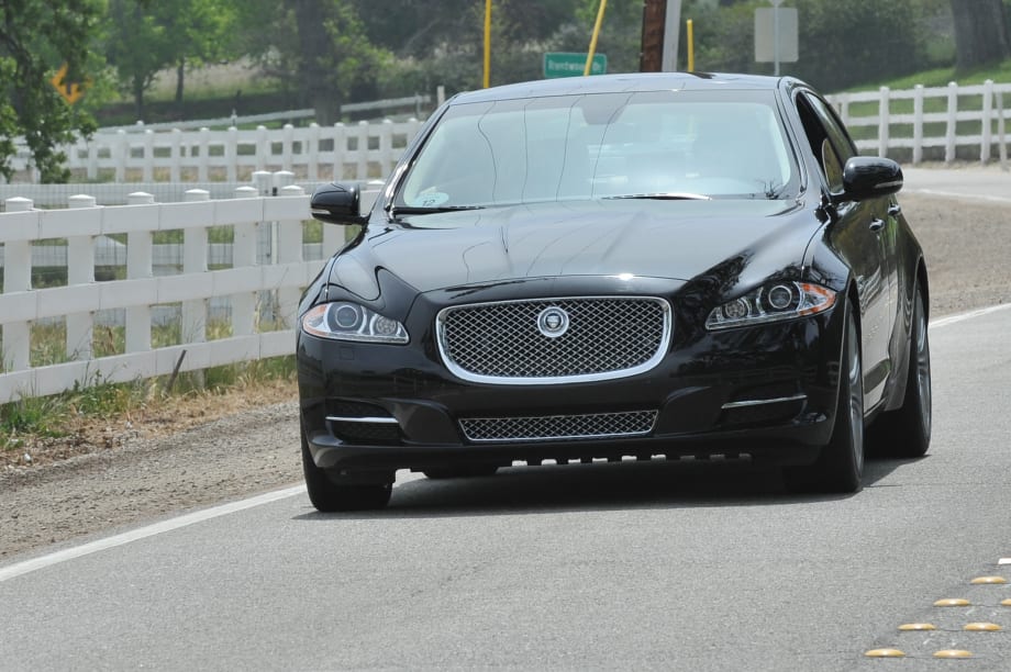 Jaguar Recalls XJ Sedans for Air Bag Issue