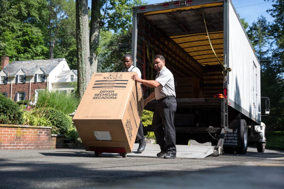 3 Trends Pushing More Cooperation Among Last-Mile Carriers, Shippers, 3PLs 