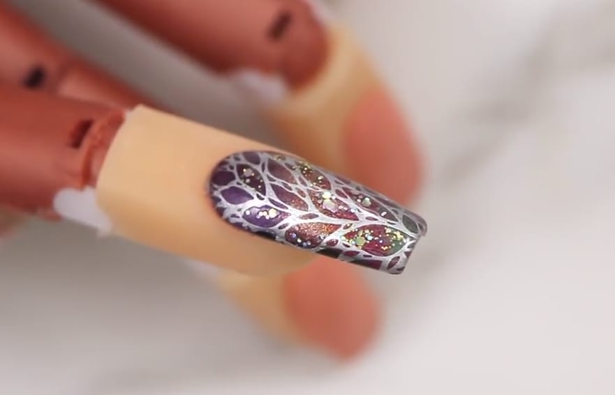 Young Nails Vlog #67: Pigment Powder Stamped Nail