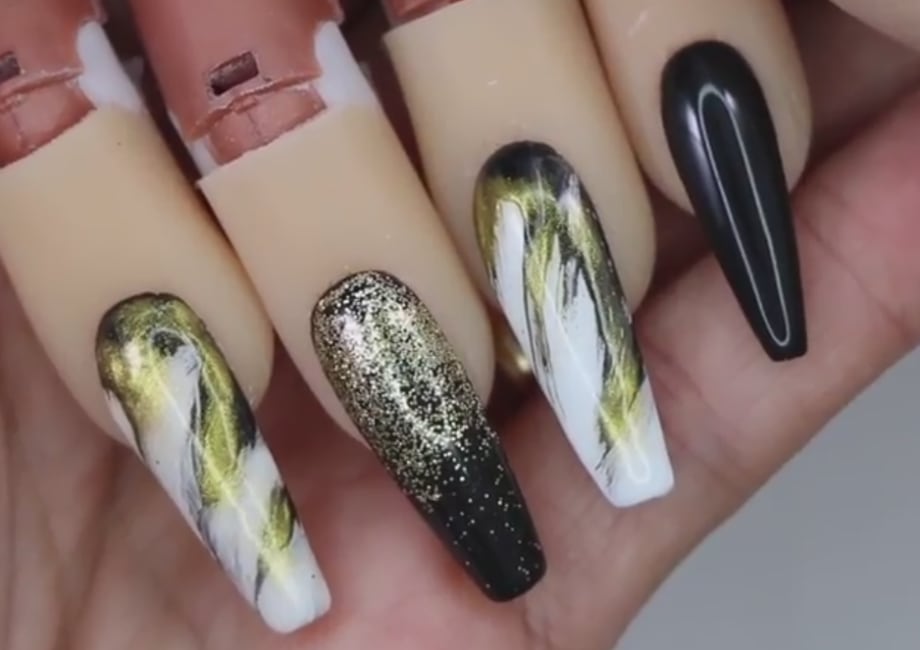 Young Nails Vlog #83: Gold Marble Party Nails