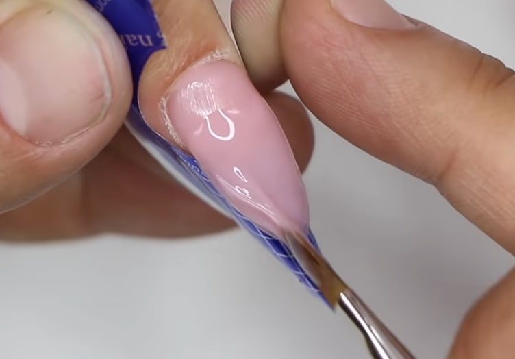 Young Nails Nail School: Speed Gel Sculpting
