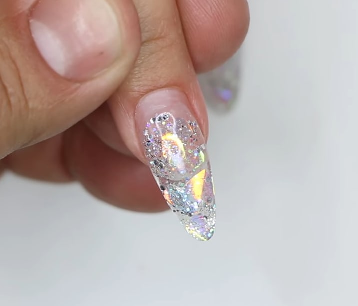 Young Nails Nail School: How to Fill a Glitter Art Nail
