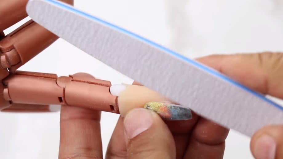 Young Nails Nail School: Nail File Basics