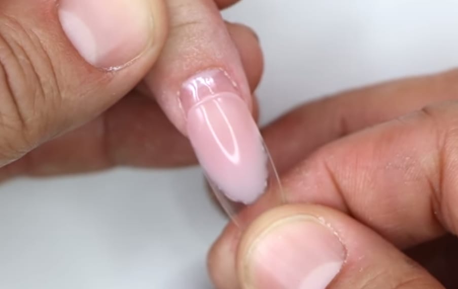 Young Nails Nail School: Gel Sculpting Without Forms