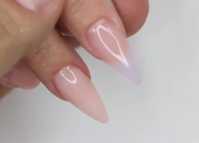 Young Nails Nail School: Mixing Custom Acrylic Blends