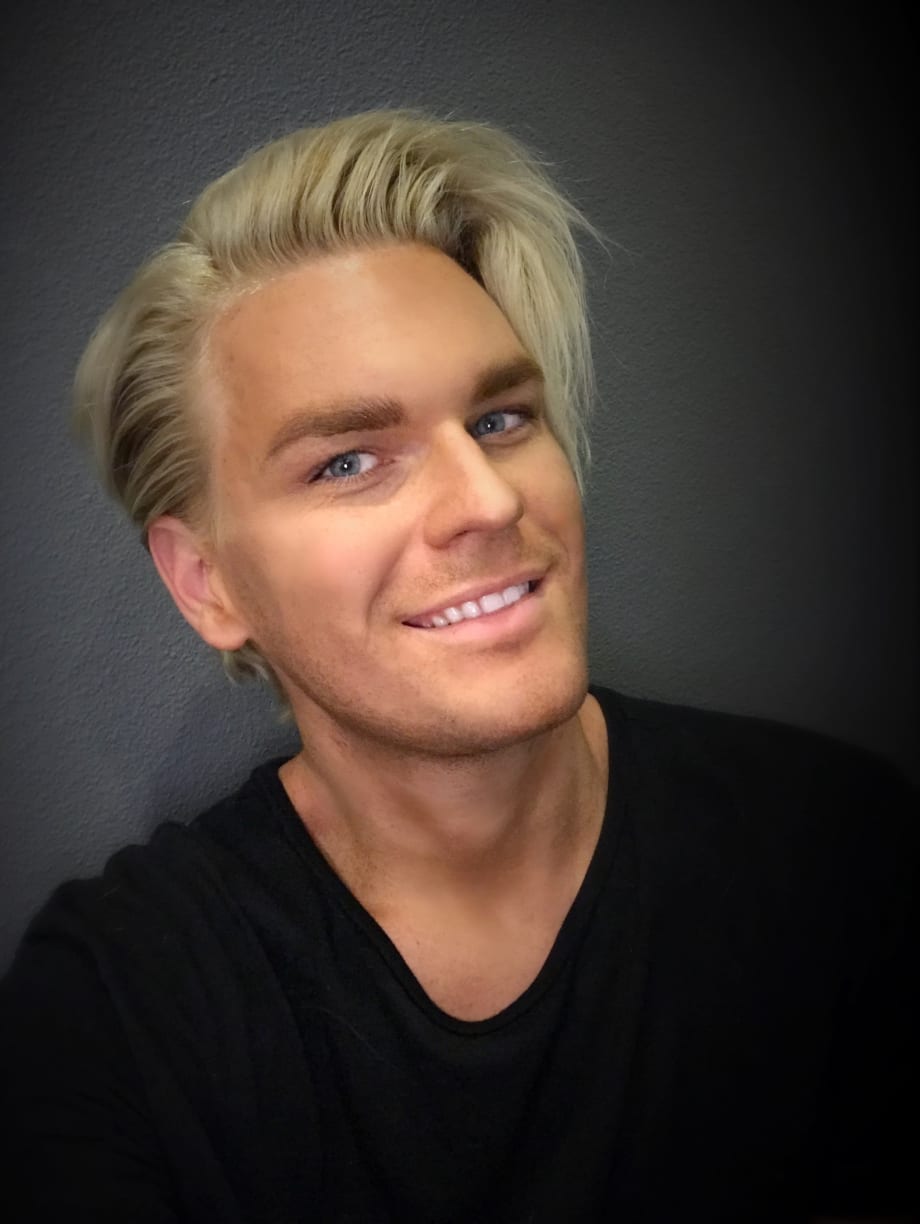 2017 MODERN SALON 100: Zachary Dillon Mesquit @platinum_perfection