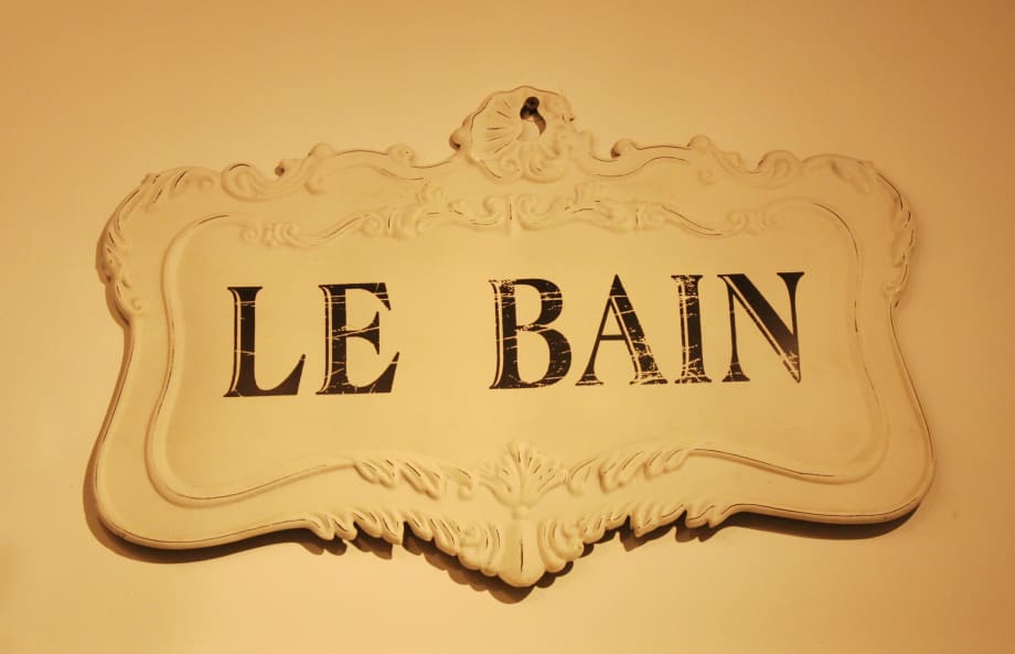 SALON TOUR: French- & Italian-Inspired Zazu Salon in Downtown Chicago