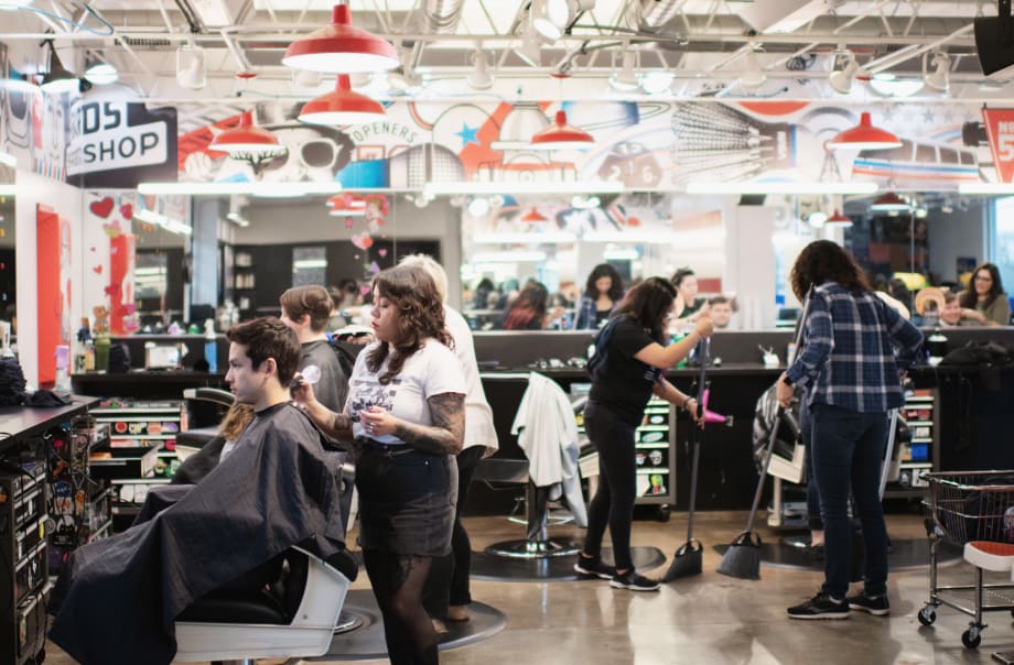 4 Tips to Improve Your Barbershop's Guest Experience