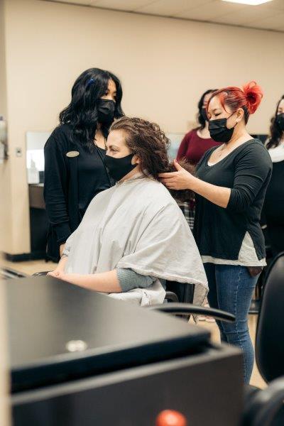 The Zenoti Foundation's Shelter Days Provides Salon Service to Local Shelters