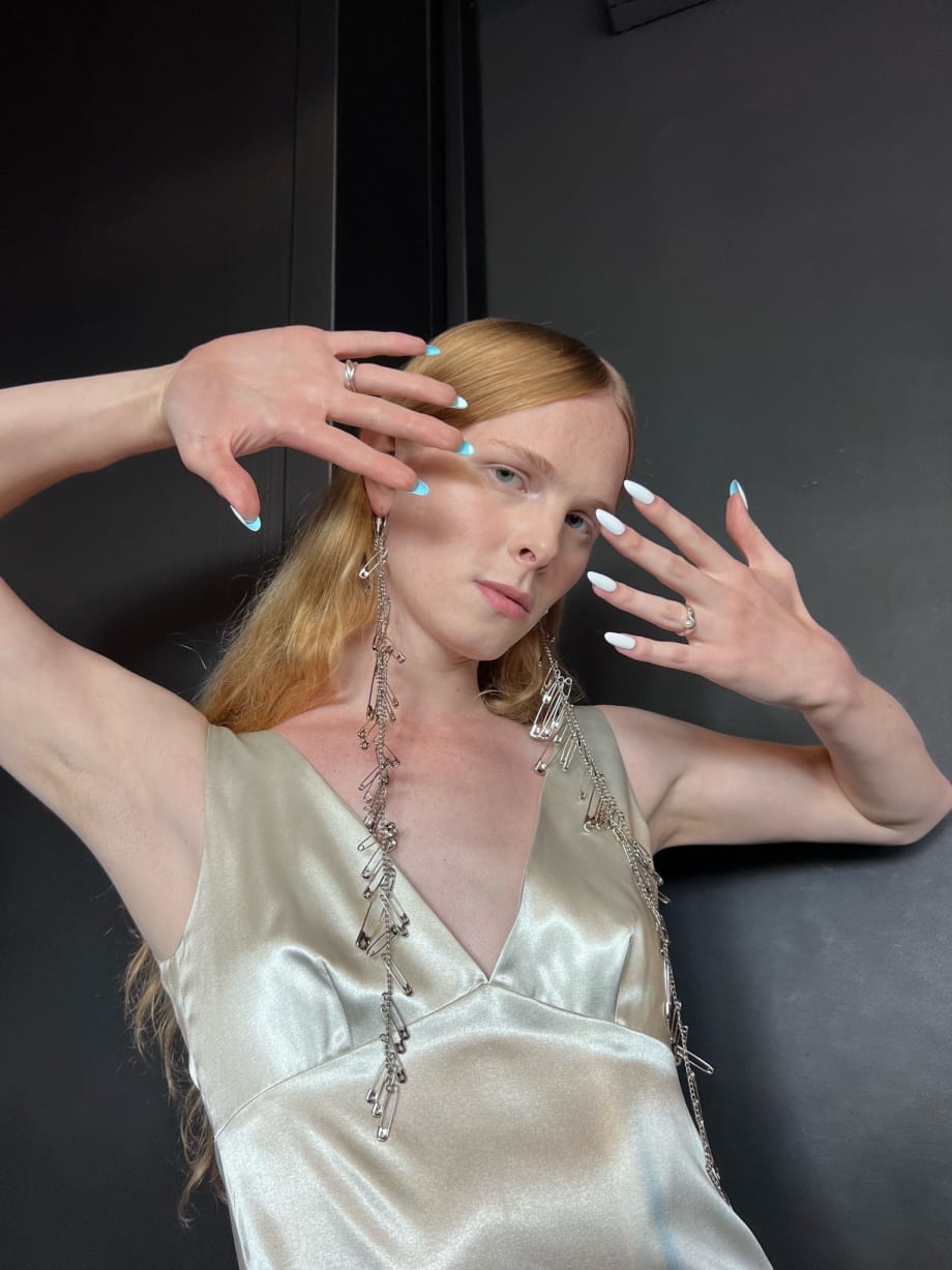 Aprés Nail Makes Peekaboo Trend a Breeze