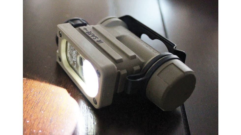 Police Product Test: Streamlight Sidewinder Compact II Flashlight