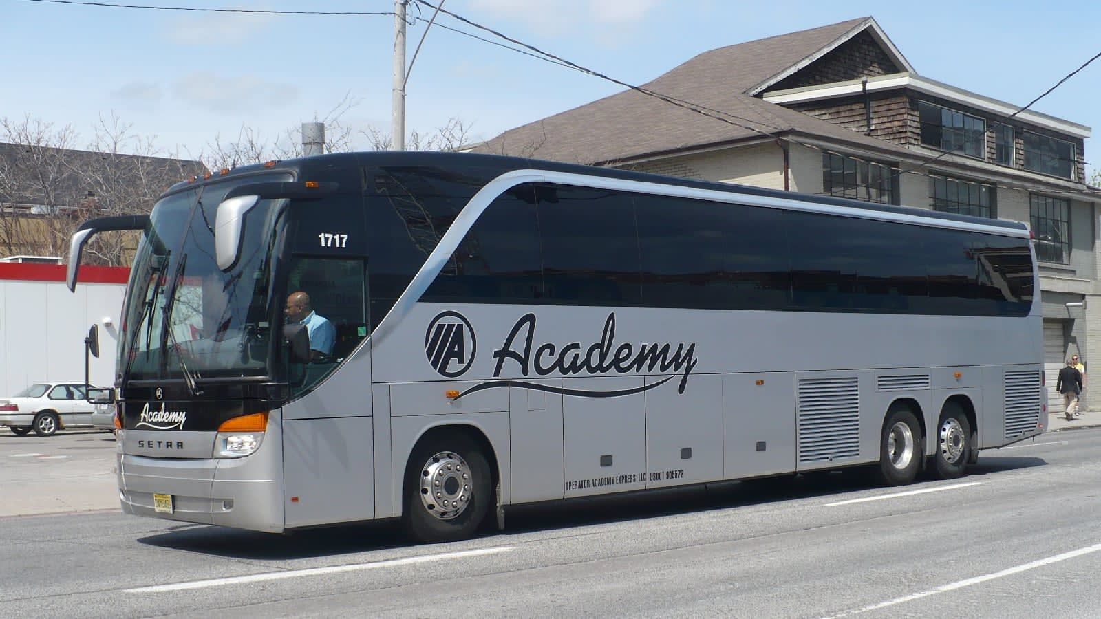 Academy Bus Expands Commuter Service | Metro