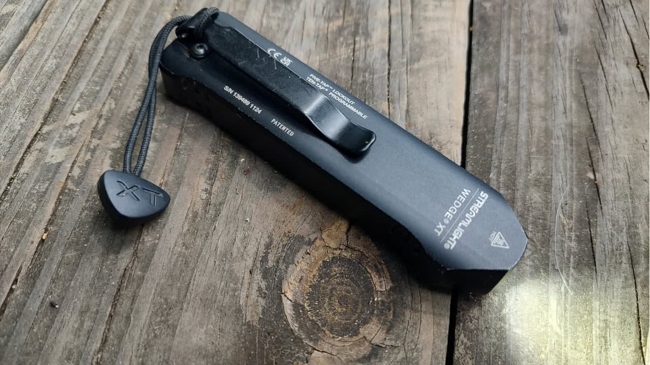 POLICE Product Test: Streamlight Wedge XT