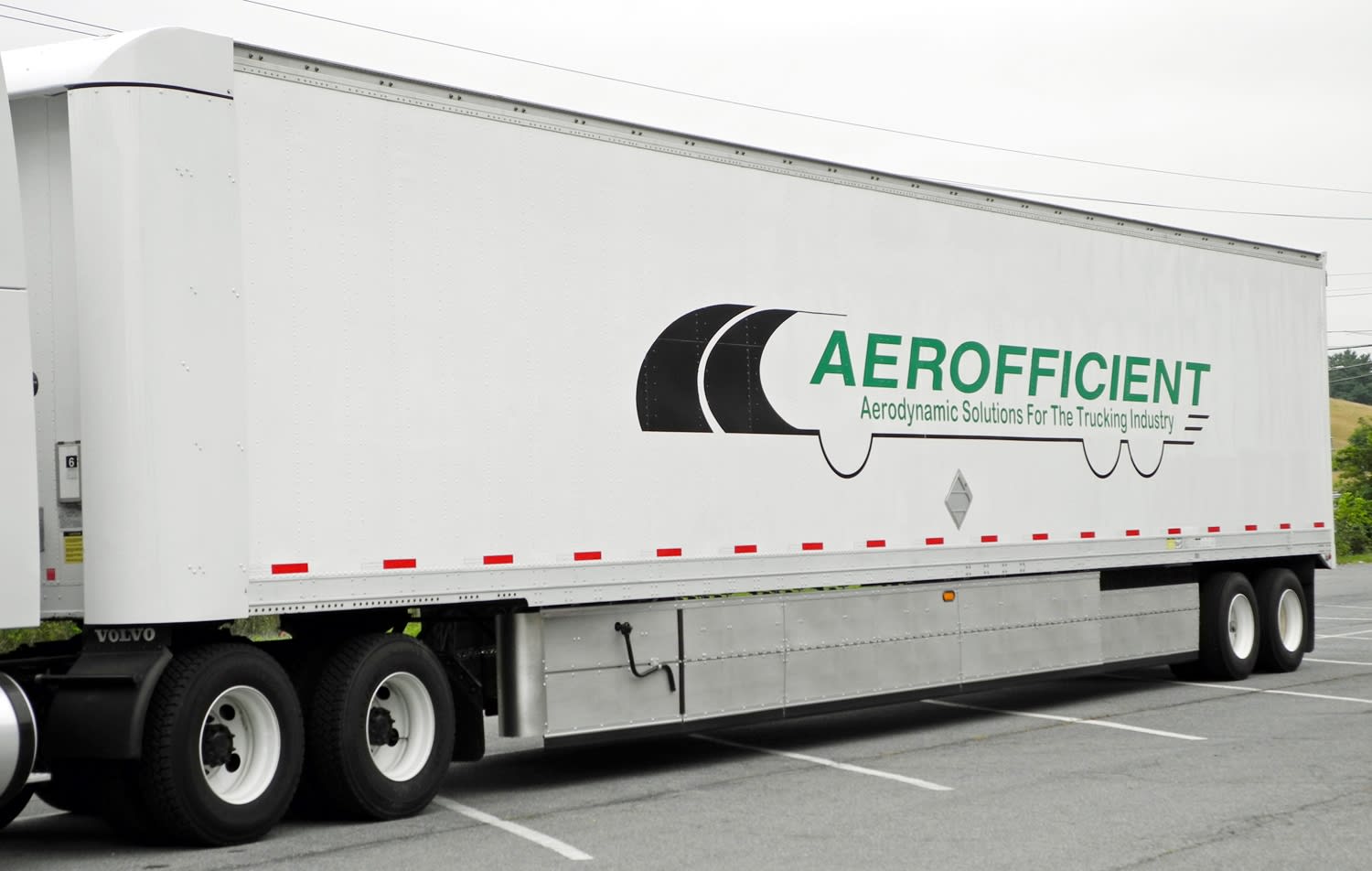 Fixed Fairing Aerodynamic Fixed Side Fairings | Work Truck Online