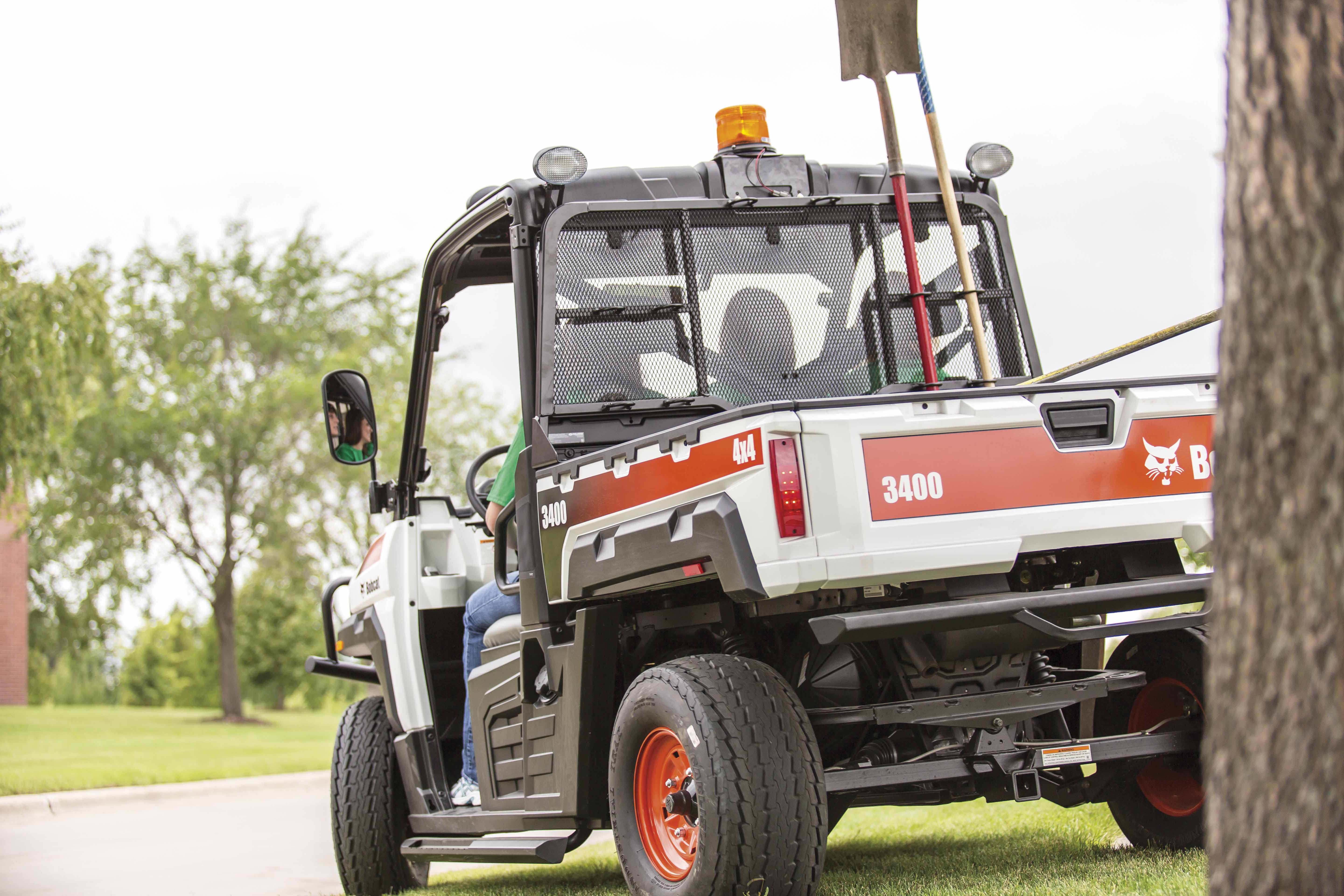 3400 and 3400XL Utility Vehicles | Government Fleet