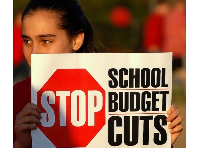 Study: Over a third of districts plan busing cuts next year | School ...