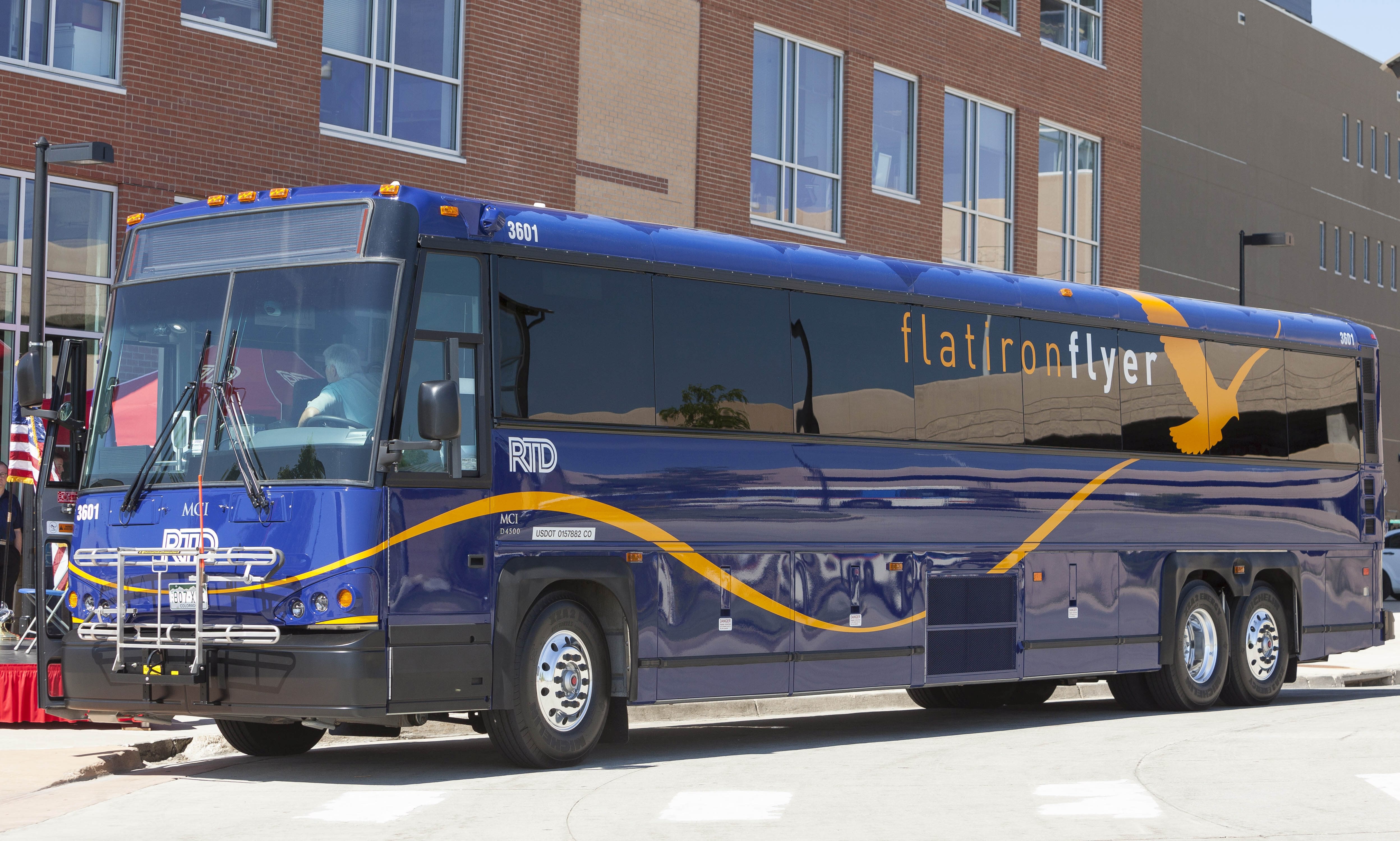Denver RTD unveils its Flatiron Flyer BRT vehicle | Metro