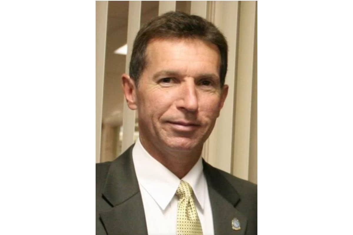 MS SWAT Officer Shot and Killed During Standoff, Second Officer Wounded ...