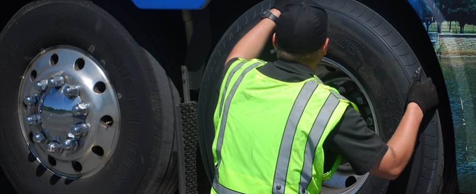 Rush Hour Inspection FMCSA: Roadside inspections saved 472 lives | Metro