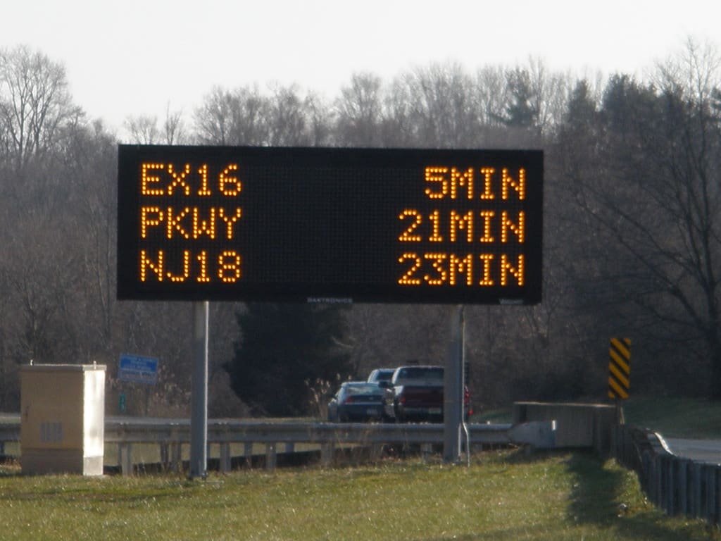 New Jersey DOT Adds Travel-Time Signage for Highways | Automotive Fleet