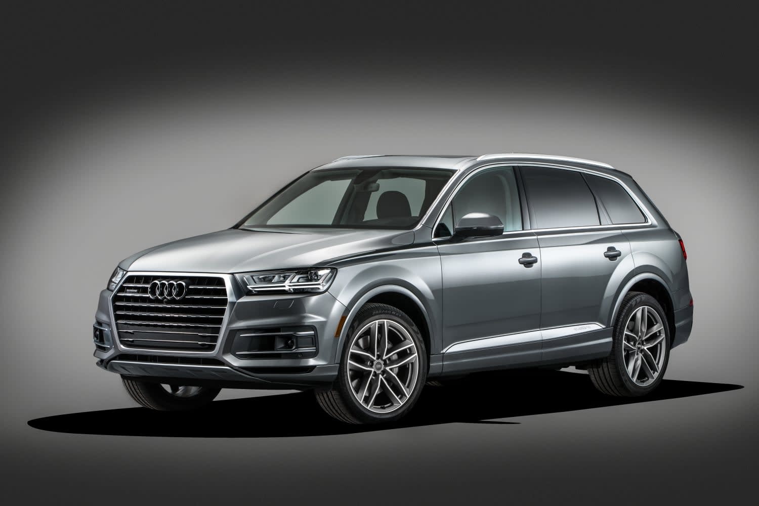 Audi Q5, Q7 SUVs Recalled for Fire Risk | Automotive Fleet