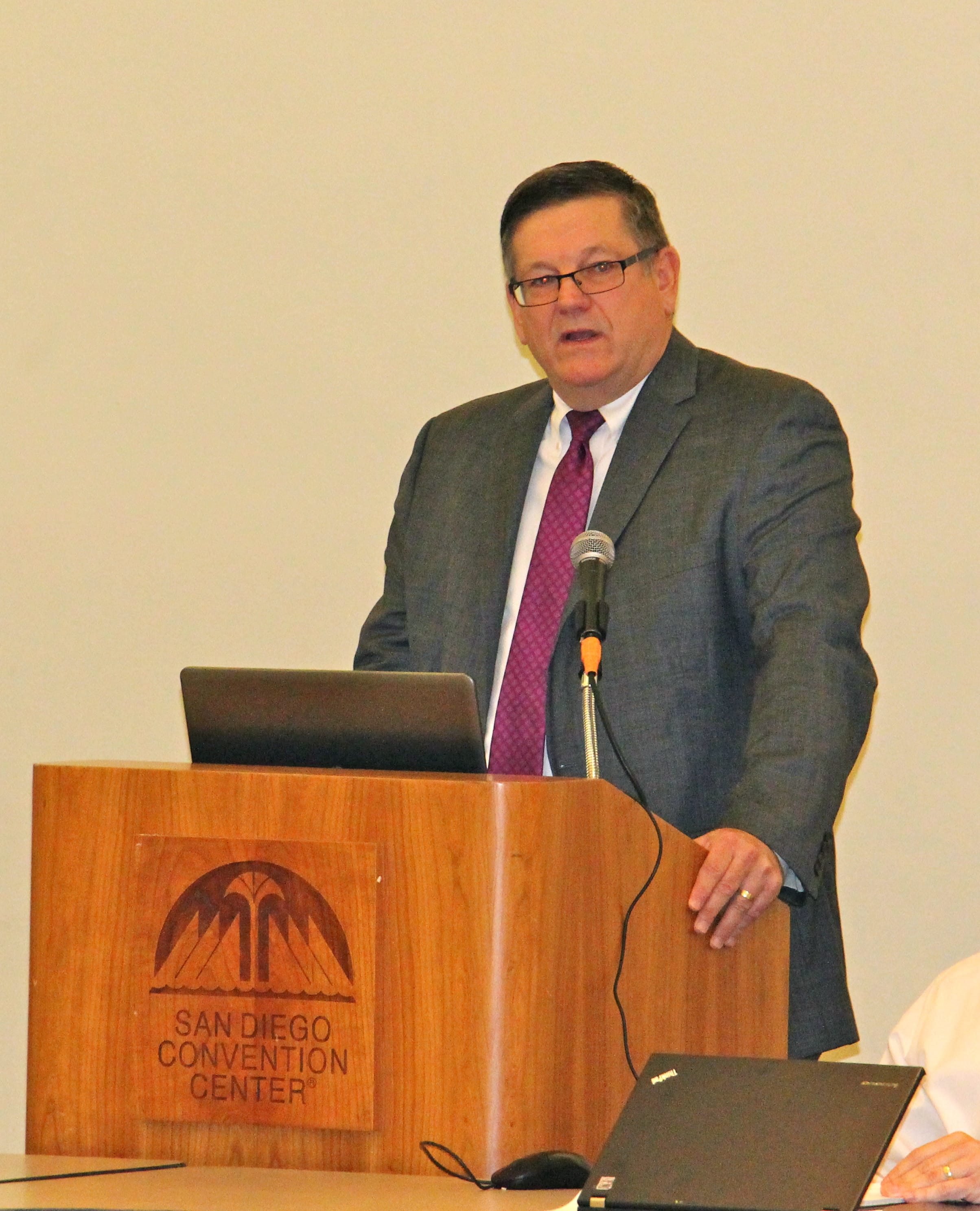 Herman Fallick FMCSA Chief Safety Officer Lays Out 2015 Priorities at ATA | Heavy Duty ...