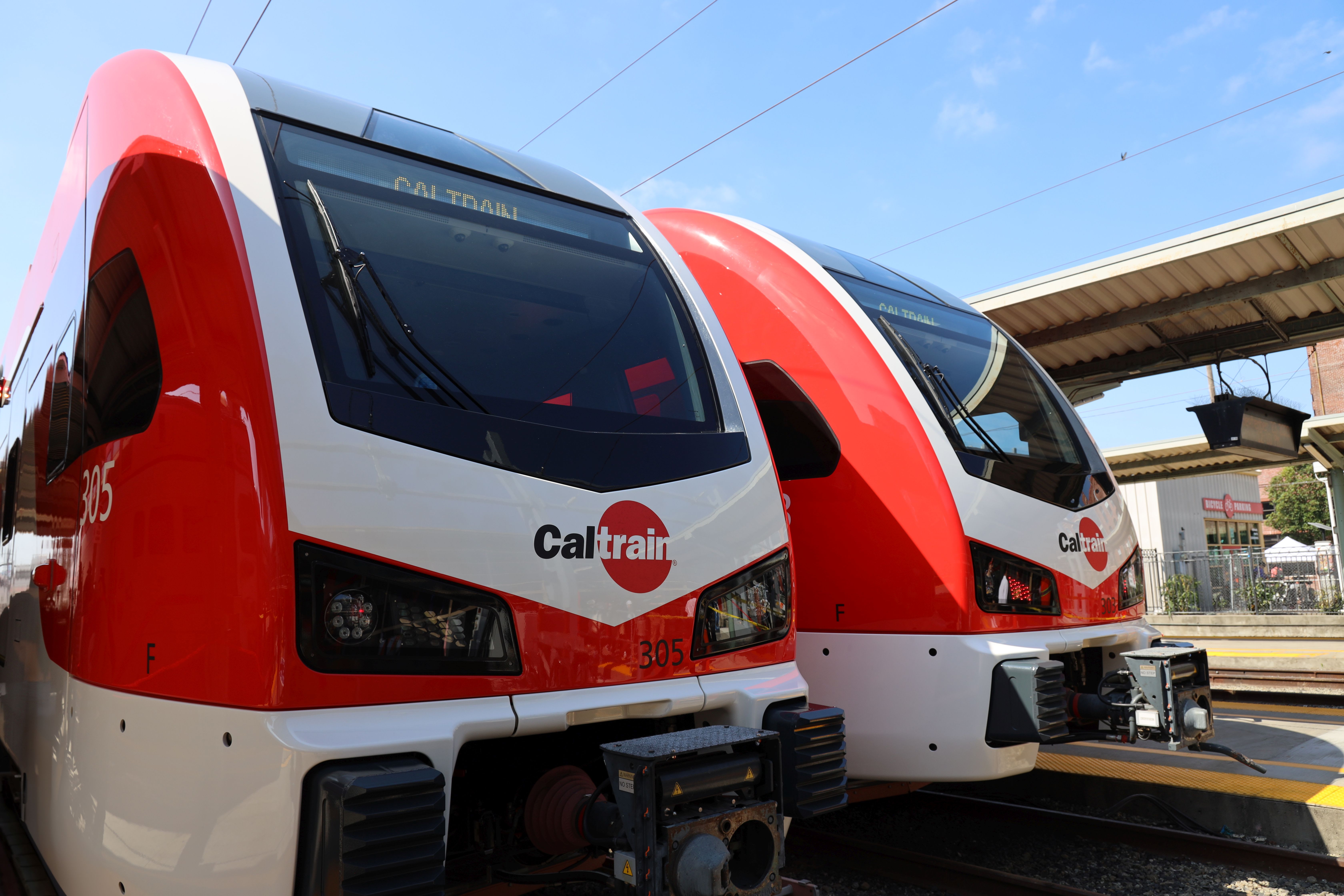 Caltrain Runs 8 Trains Simultaneously on New Corridor | Metro