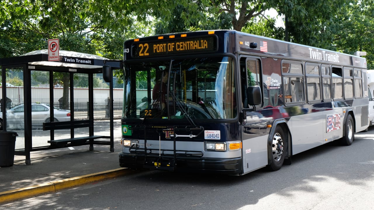 Trans Wing Bus CCW to Remanufacture Twin Transit Buses to 100% Battery-Electric | Metro