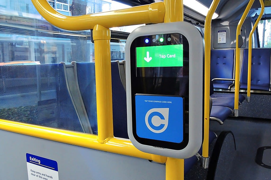 Compass Cardbus Machine Advocates raise privacy concerns over TransLink's smart card system | Metro