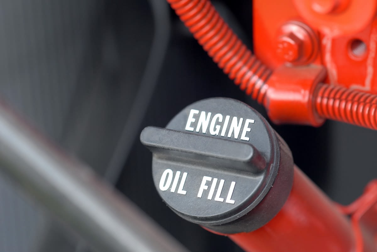 Fa 4 The Slow Switch to FA-4 Engine Oils | Heavy Duty Trucking