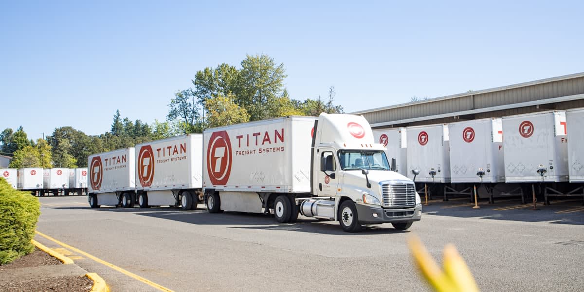 Hti Engine Transporter HDT's 2022 Newsmaker of the Year: The Internal Combustion Engine ...