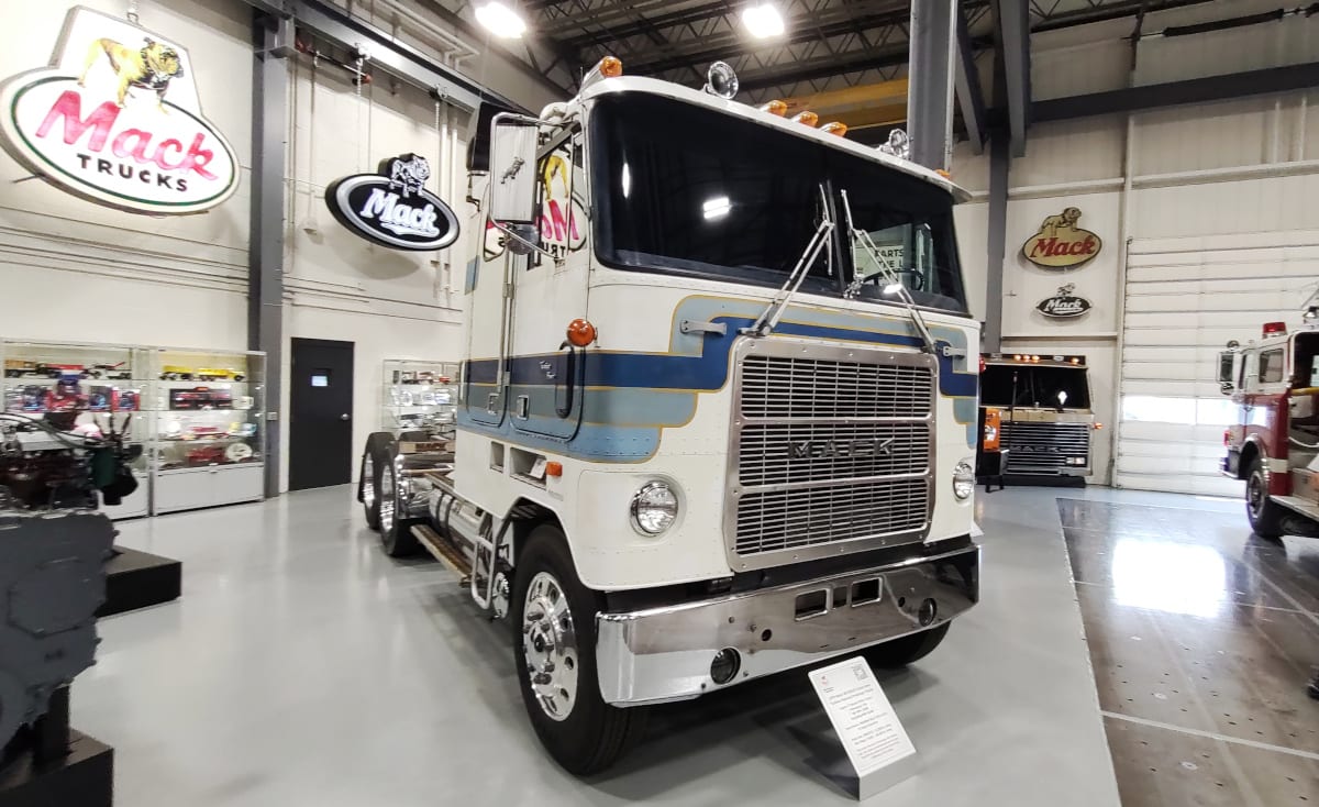 What's Inside the Mack Trucks Historical Museum? [Photos] | Heavy