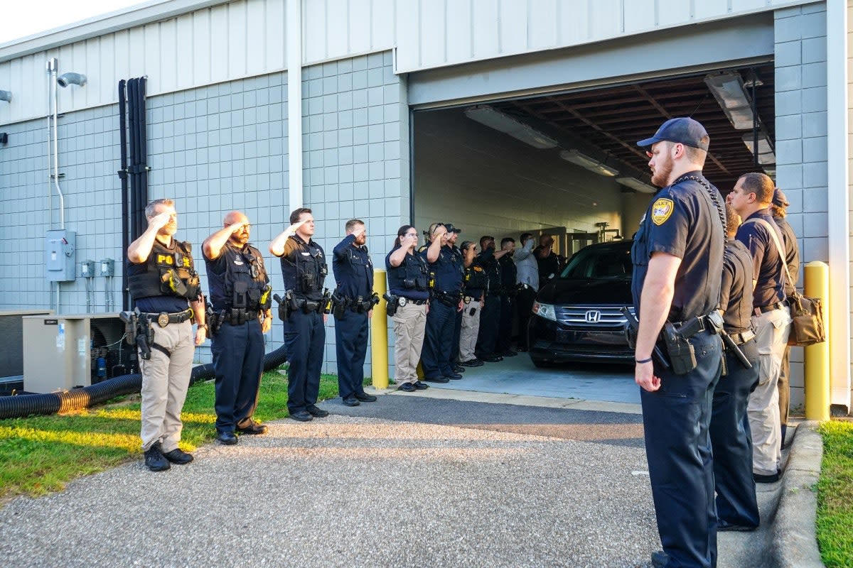 FL Officer Dies After Shooting Suspect Collides with His Vehicle ...