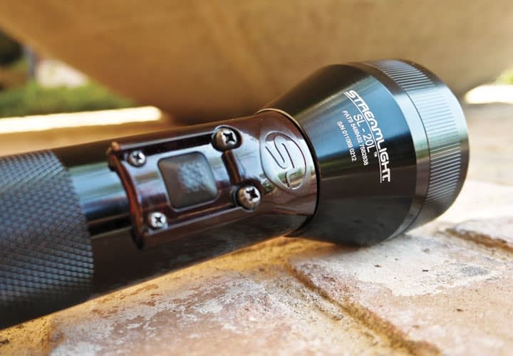 streamlight sl 20l flashlight Police Product Test: Streamlight SL-20L Flashlight