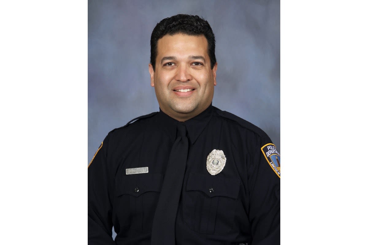 Nebraska Officer Dies 2 Weeks After Being Shot Serving Warrant | Police ...