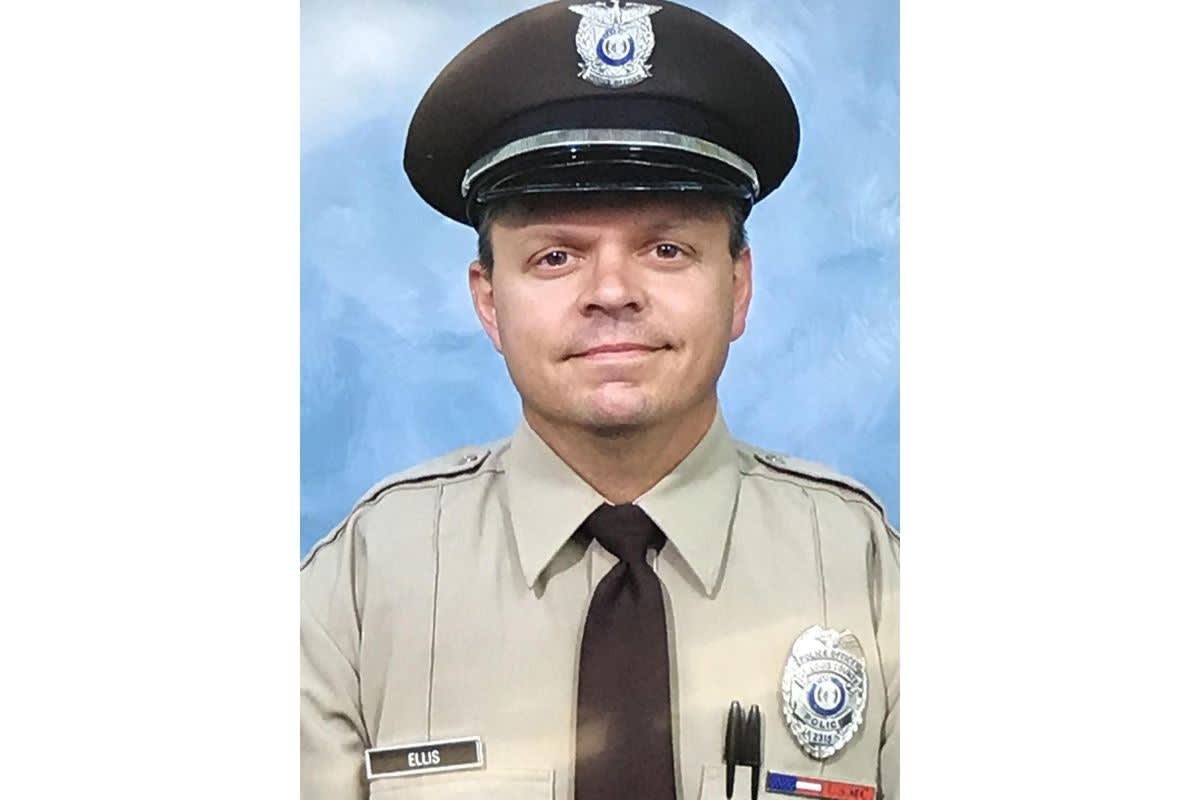 Off-Duty Missouri Officer Killed in Head-On Vehicle Collision | Police ...